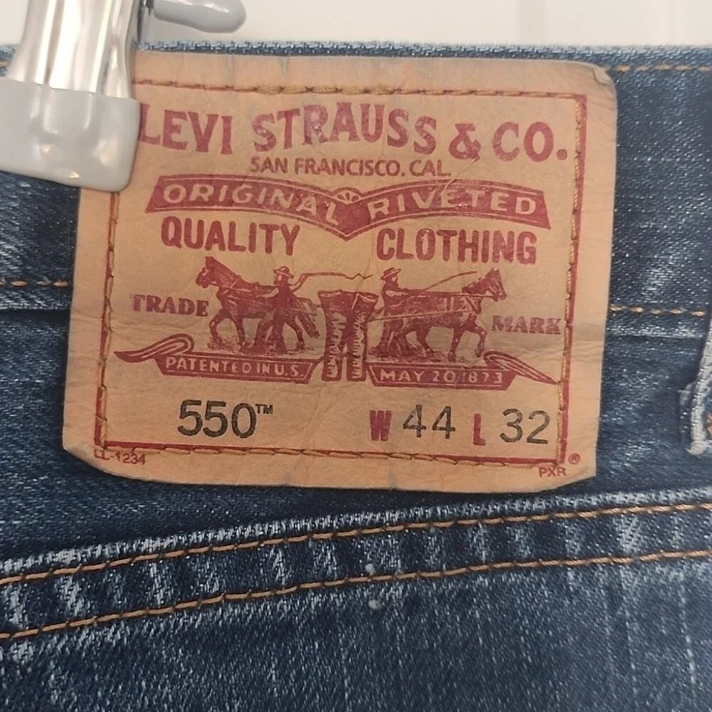 Levi's Relaxed Fit 550 Jeans Size 44 X 32
